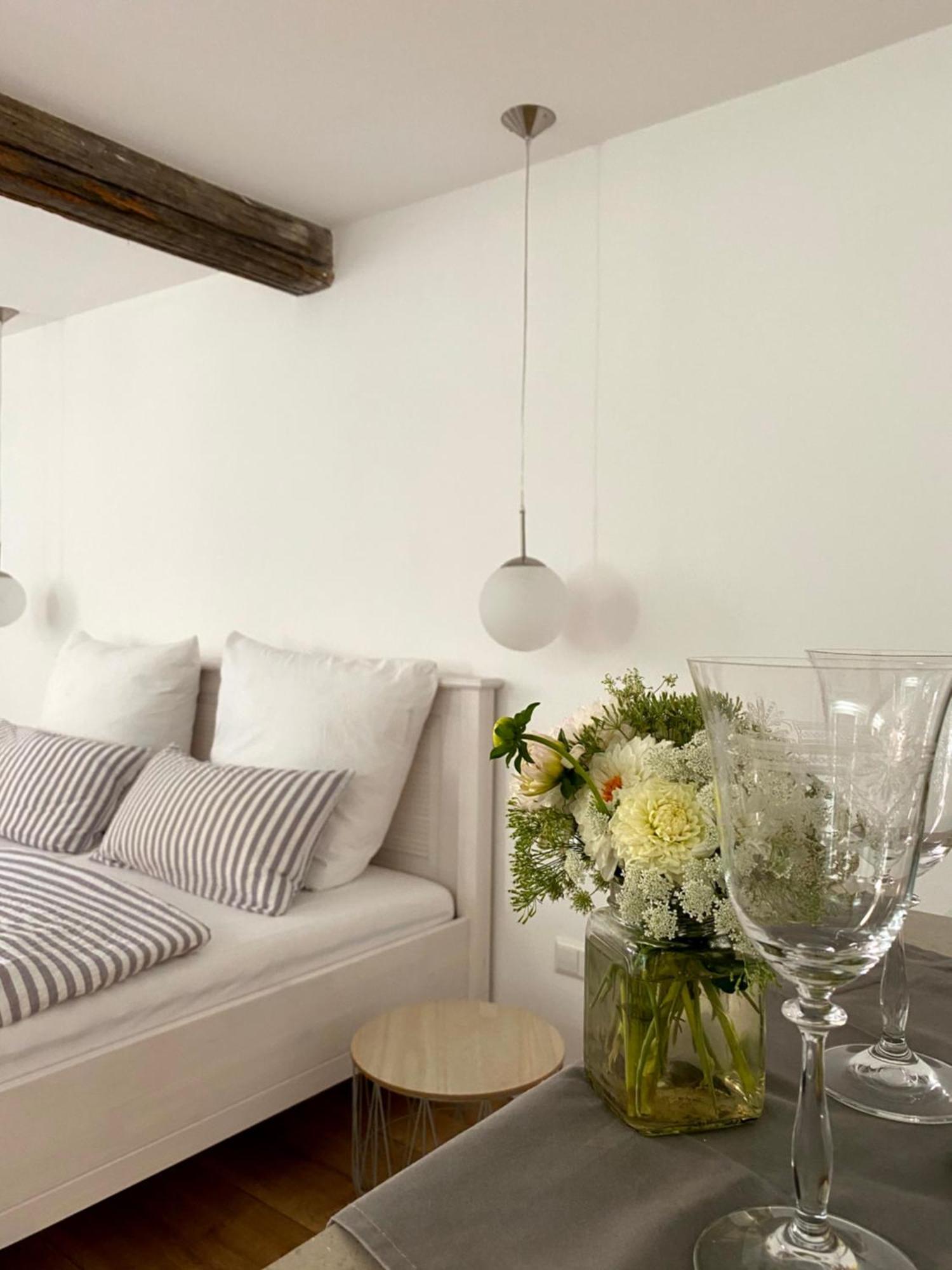 Sonnenhof 1737 - Ferienzimmer & Apartments Barbelroth 외부 사진